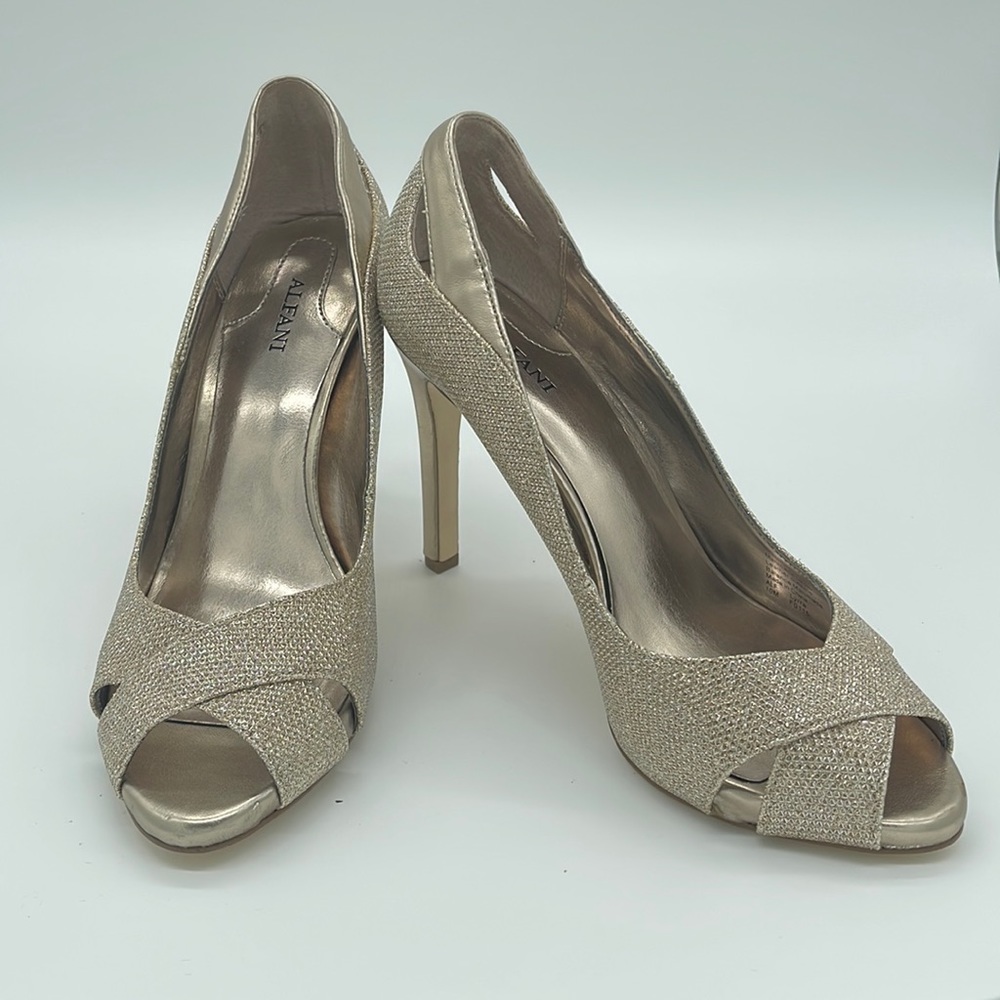 Gold Alfani heels